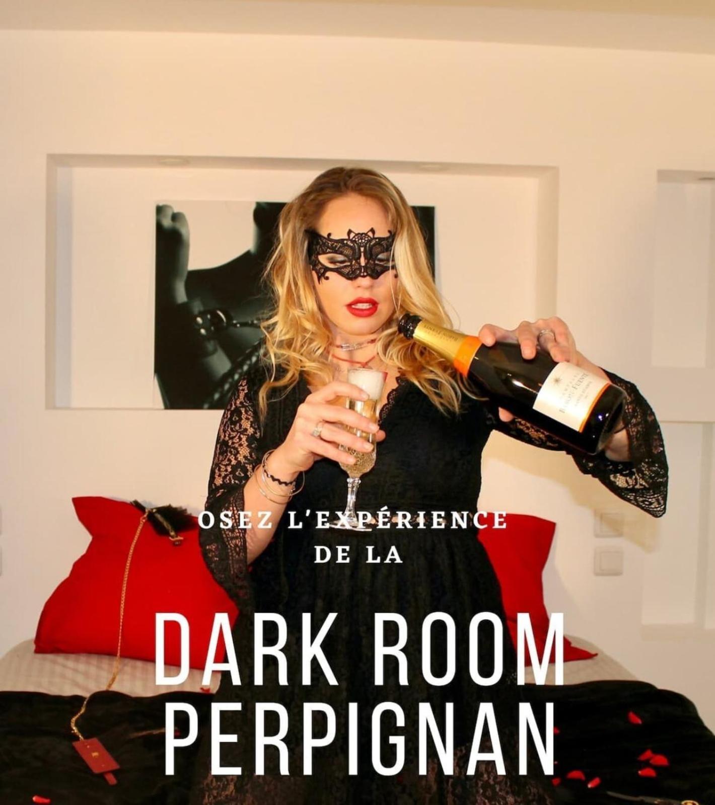 Dark Room Perpignan Aux 50 Nuances Jacuzzi Prive Villeneuve-de-la-Raho Esterno foto